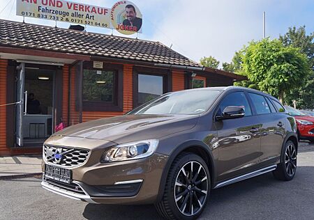 Volvo V60 Cross Country Momentum*Navi*Automatik*Euro6*