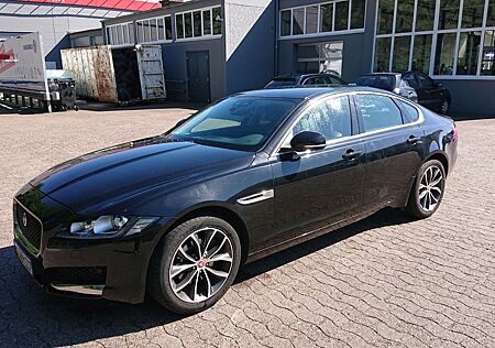 Jaguar XF 20t 200PS Prestige Automatik, EZ 2018