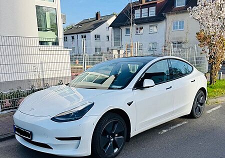 Tesla Model 3 Hinterradantrieb RWD Long Range Garantie