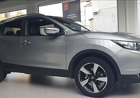 Nissan Qashqai J11 1.2 DIG-T N-VISION N-VISION