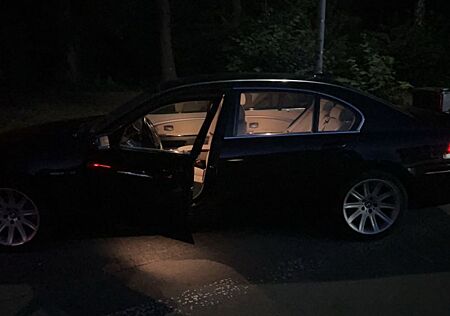 BMW 760Li A -