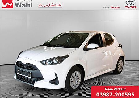 Toyota Yaris 1.5 Hybrid Business Edition