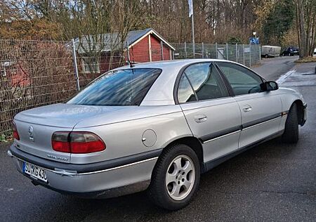 Opel Omega 2.0 16V Editon 100 Edition 100