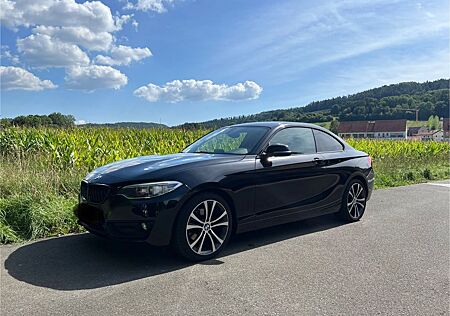 BMW 220d Coupé Sport Line Sport Line