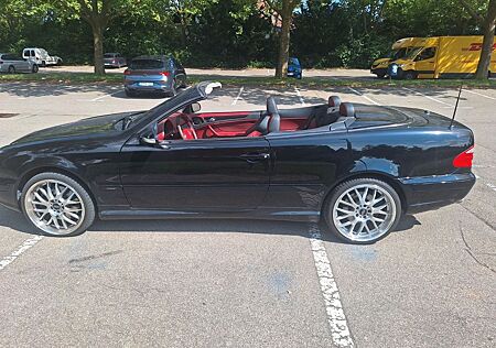 Mercedes-Benz CLK 430 AVANTGARDE Cabrio mit AMG Optik .