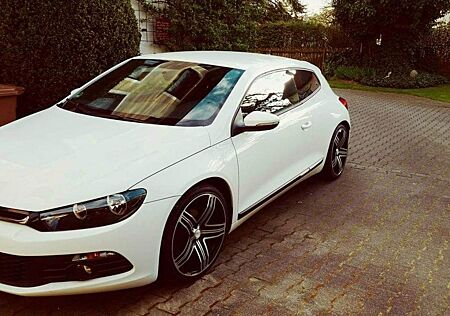 VW Scirocco Volkswagen 1.4 TSI 90kW -