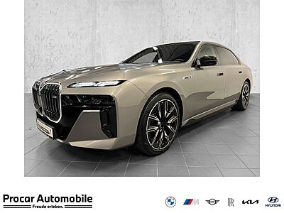 BMW i7 M70 xDrive M Sport TV PANO ACC 360°KAM RFK NA