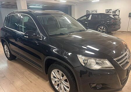 VW Tiguan Volkswagen 2.0 TDI 4MOTION Team Team AHK