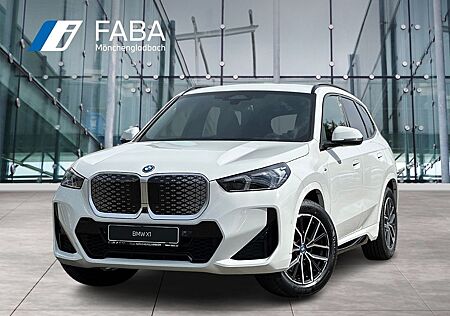 BMW iX1 eDrive20 M Sportpaket Head-Up HK HiFi DAB