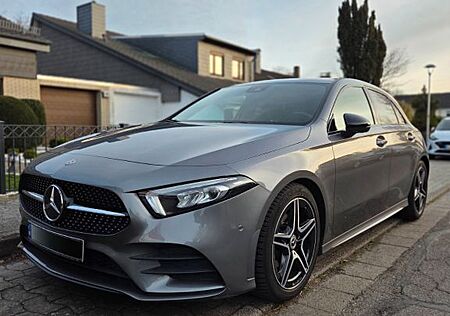 Mercedes-Benz A 180 AMG Line 7G Night LED+ MBUX Spur+Totw Kam.