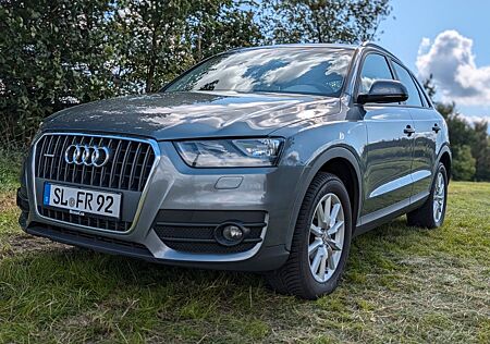 Audi Q3 2.0 TFSI quattro, Top gepflegt, TÜV neu,Leder