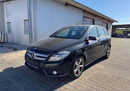 Mercedes-Benz B 180 CDI Navi Sitzheizung Teilleder AHK Klima