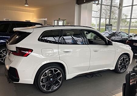 BMW X1 M35i xDrive/M Sportpaket Pro/360°/76 T€/1.Hd