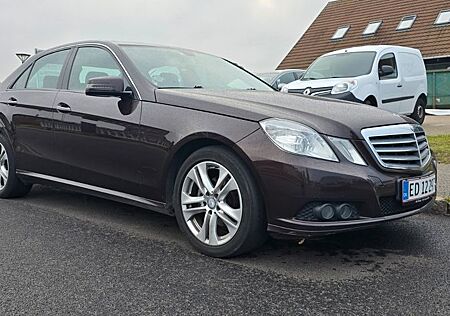 Mercedes-Benz E 220 CDI BlueEFFICIENCY ELEGANCE ELEGANCE