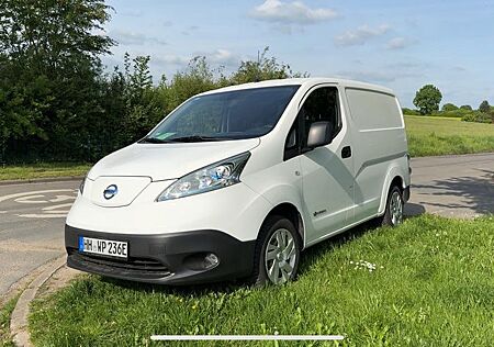 Nissan E-NV200 TEKNA 5-Sitzer mit Batterie