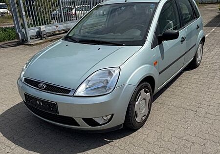 Ford Fiesta 1.4 16V Ghia