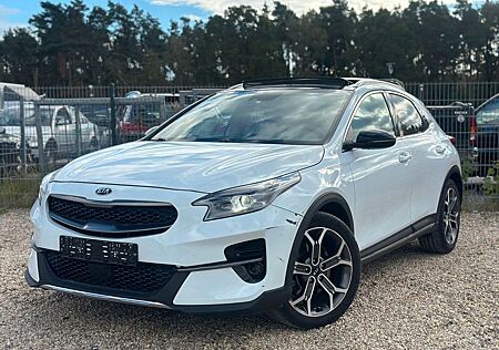 Kia XCeed 1.6 T 160Launch Edition/Pano/Camera/Xenon/