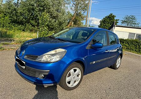 Renault Clio Dynamique 1.2 16V TCE Eco2 Dynamique