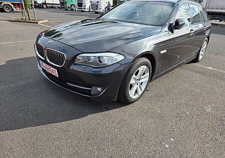 BMW 530 Baureihe 5 Touring d xDrive