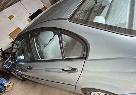 BMW 318i -