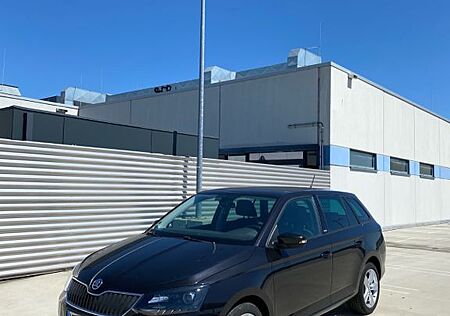 Skoda Fabia 1.2l TSI 66kW Joy Joy