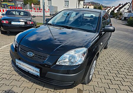 Kia Rio *1.4*ATTRACT*GÜNSTIGES FAHRZEUG*97PS*