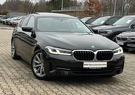 BMW 520d Leder Glasdach Soft-Close HUD Laser Kamera