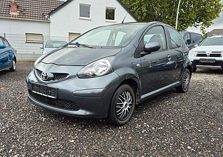 Toyota Aygo (X) Aygo (X) 1,0 *Klima + TÜV Neu*