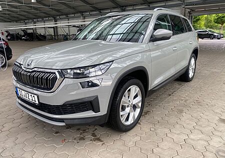 Skoda Kodiaq Style 4x4 OPF 2.0 TSI DSG AHK ACC LED PD