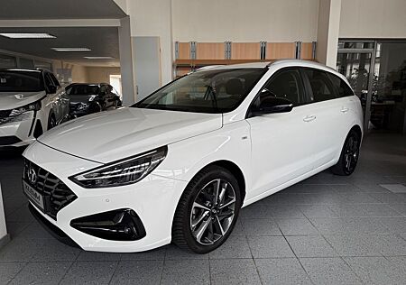 Hyundai i30 cw Edition 30 Mild-Hybrid/LED/Kamera/Navi