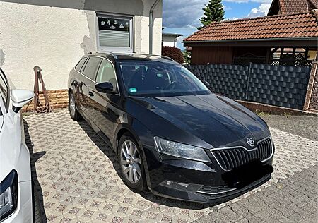 Skoda Superb 2.0 TDI SCR 140kW Style Combi Style