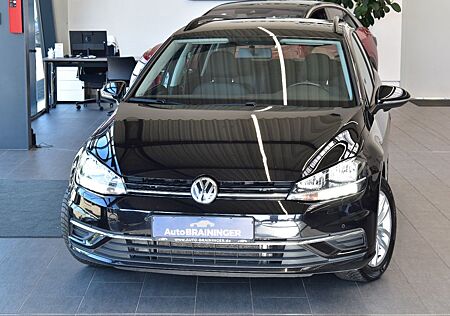 VW Golf Volkswagen VII Variant Comfortline Navi~ACC~AHK~RFKam.