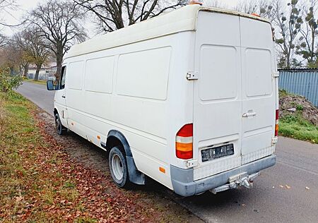 Mercedes-Benz Sprinter Maxi Long / Zwillingsreifen