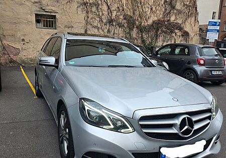 Mercedes-Benz E 350 BlueTEC -
