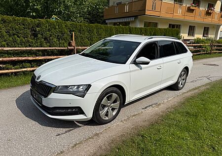 Skoda Superb 2.0 TDI SCR DSG AMBITION Combi AMBITION