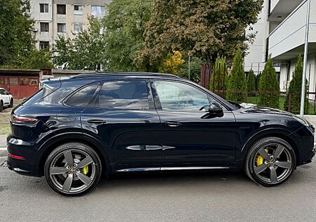 Porsche Cayenne E-Hybrid - 2022