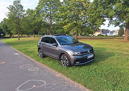 VW Tiguan Volkswagen 2.0 TSI 4MOTION R-Line Highline Navi Pano