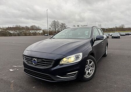 Volvo V60 Kombi 2.0d 190PS 77382