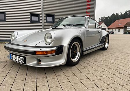 Porsche 911 Urmodell 911 Turbo mit RUF Umbau