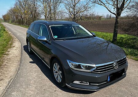 VW Passat Variant Volkswagen 2.0 TDI Highline / R-Line