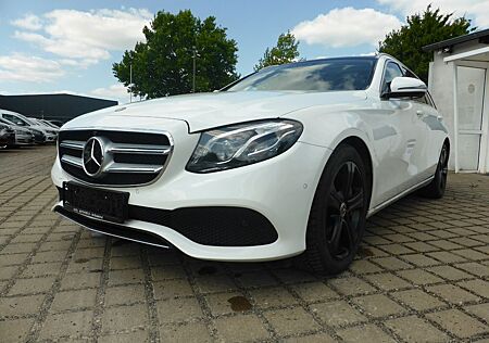 Mercedes-Benz E 400 *ALLRAD*PANO.*LED*AHK*360°KAMERA*V6*