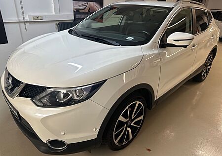 Nissan Qashqai Tekna 1,6