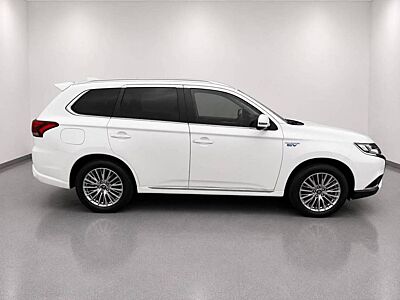 Mitsubishi Plug-In Hybrid Outlander 2.4'Basis'