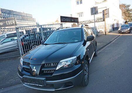 Mitsubishi Outlander 2.0 Invite