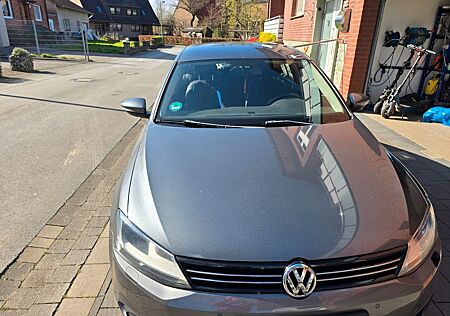 VW Jetta Volkswagen 1.2 TSI Comfortline Comfortline