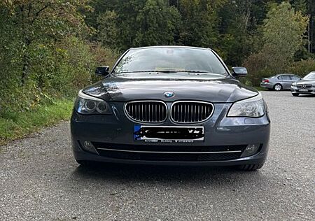 BMW 525i -
