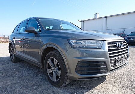 Audi Q7 3.0 TDI quattro tiptronic