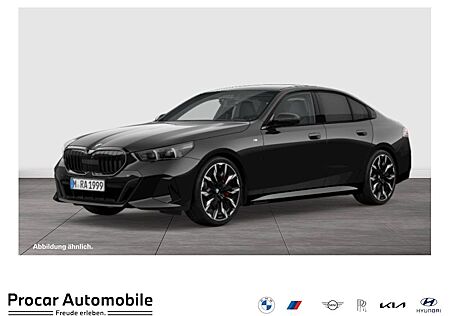 BMW 520d M Sport HUD PANO ACC AHK RFK NAVI Standh.