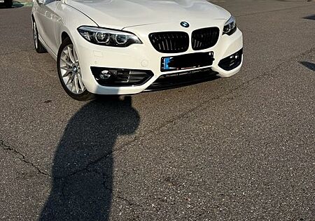 BMW 218i Cabrio Advantage Advantage
