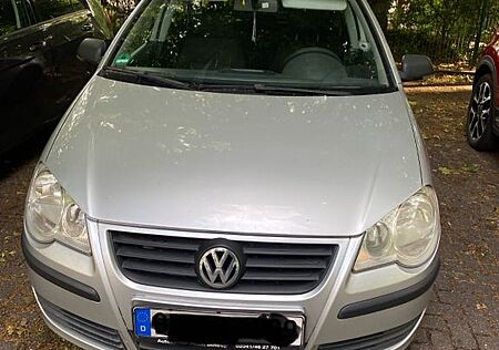 VW Polo Volkswagen IV Schrägheck (9N) 1.2 (47 KW / 64 ps)
